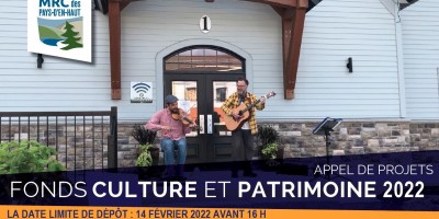 Photo : spectacle des artistes Eloi Amesse et Eric Bégin à Sainte-Anne-des-Lacs (septembre 2020)
