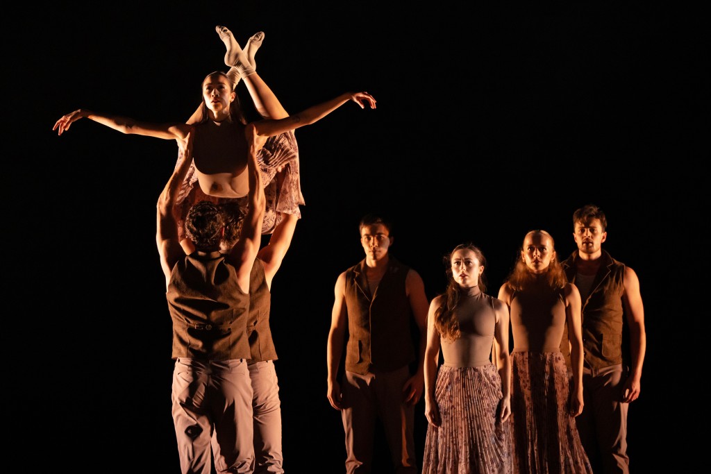 3-royal-winnipeg-ballet-photo-pa-julieta_240926_fallfordance_jc-39